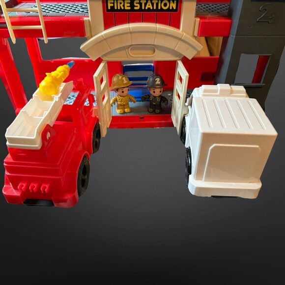 Kid Connection Emergency Rescue Vehicle Play Set New Open Box Accessories NEW - Picture 2 of 11